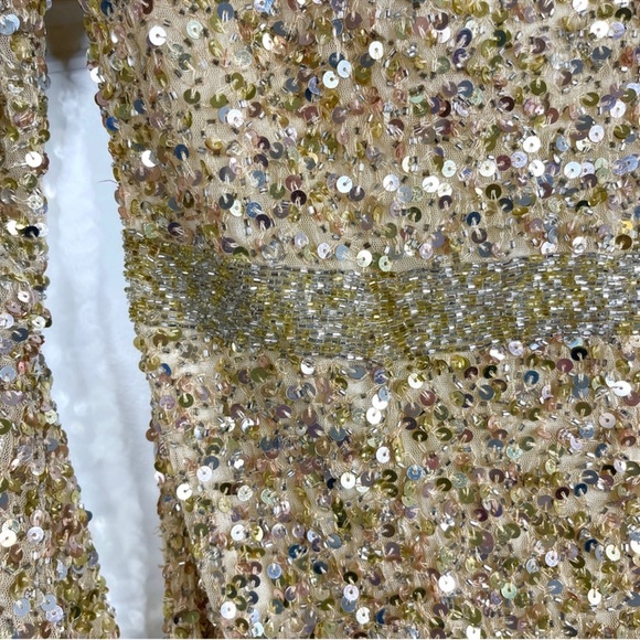 MAC DUGGAL Long Sleeve Sequin Column Gown NEW Gold Size 6 - Picture 6 of 15